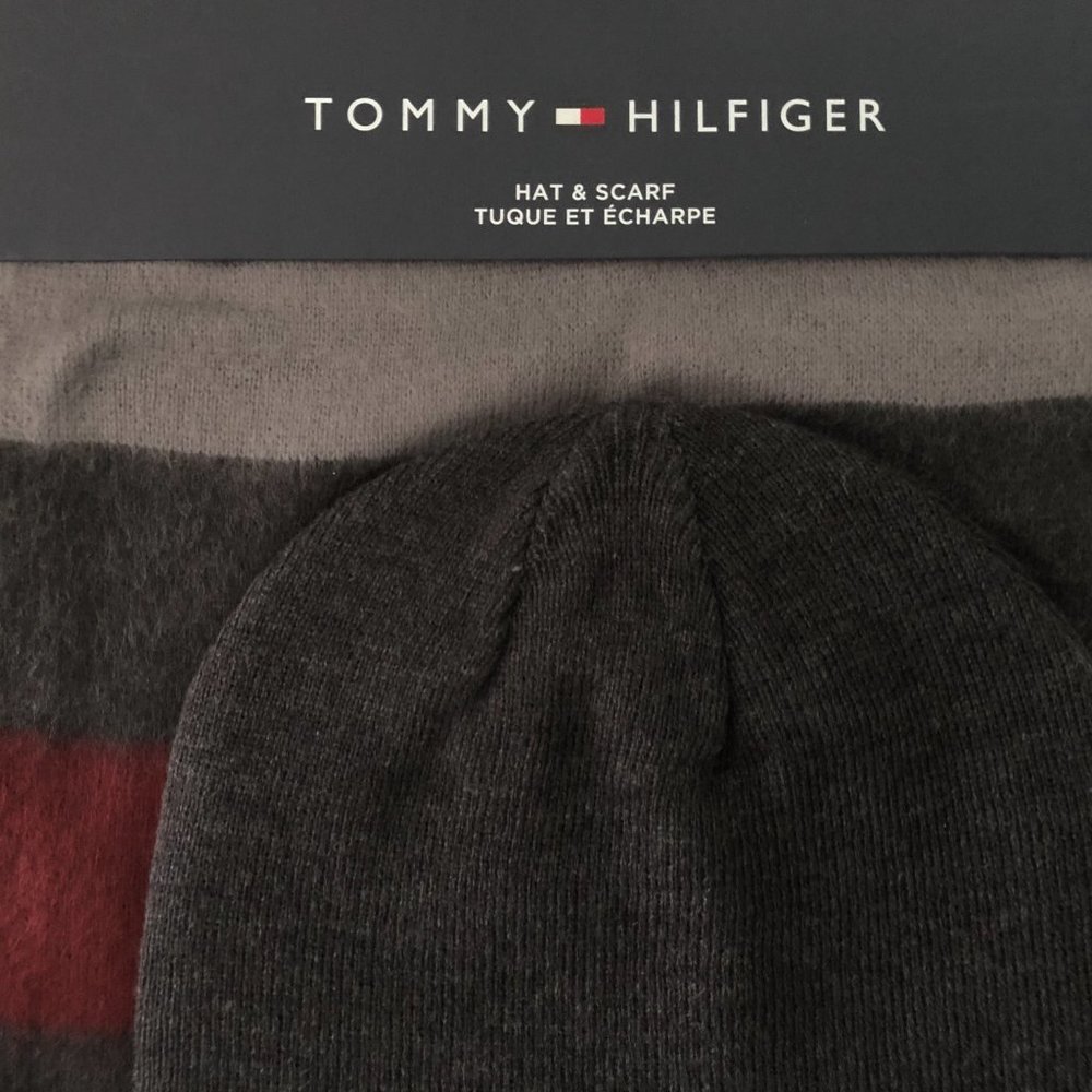 TOMMY HILFIGER Hat & Scarf Gift Set NWT - Picture 3 of 5